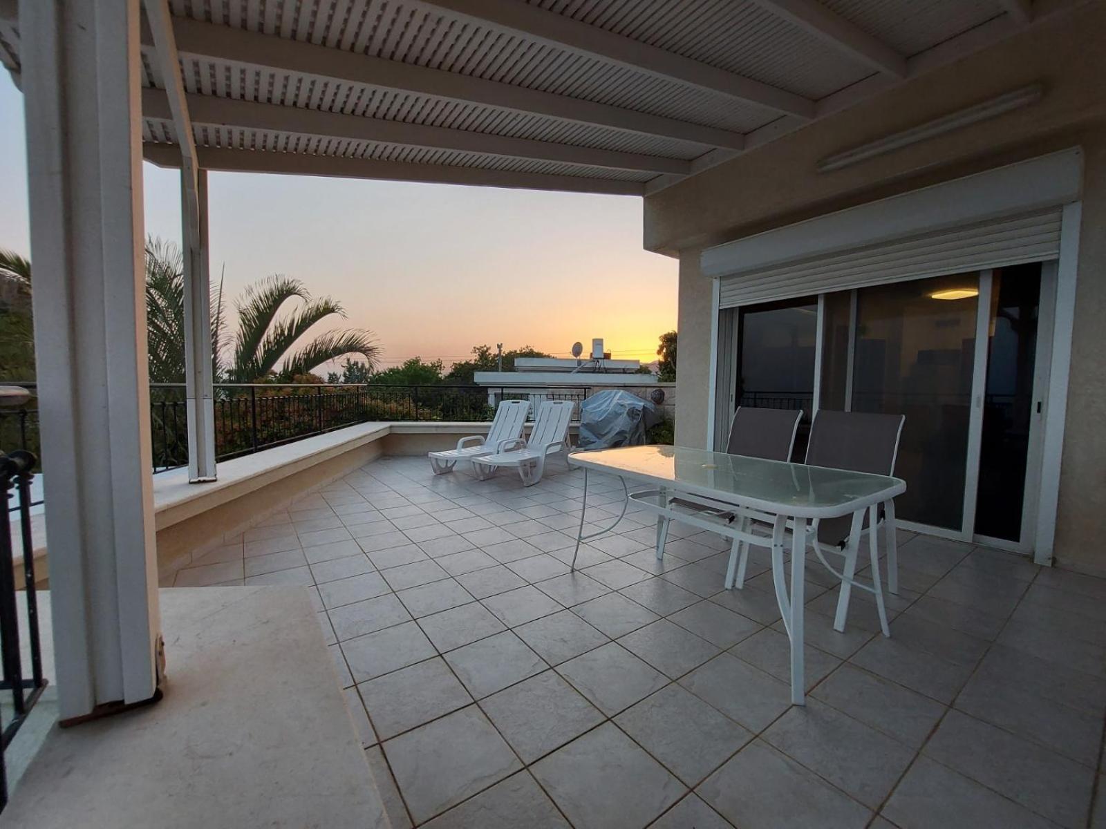 Apartamento למרפסת La Balcona Chorazim Habitación foto